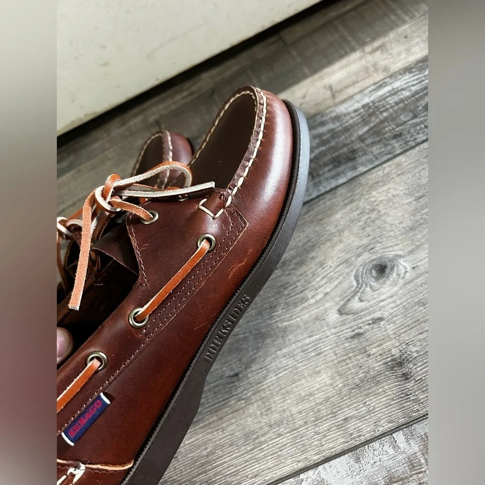 Sebago Docksiders Tie Brown Leather Boat Shoes NWOT